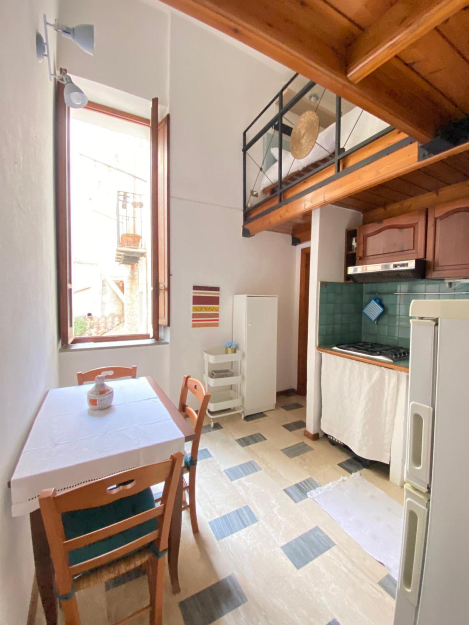 Domus Myoho Lägenhet Cagliari Exteriör bild